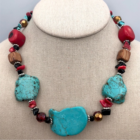 Artisan Jewelry - Southwestern Faux Turquoise Faux Bamboo Coral Stone Chip Collar Necklace 17”